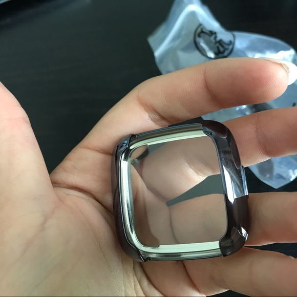 NEW Fitbit Versa 2 Flexible protector - 3 pack - Picture 8 of 8